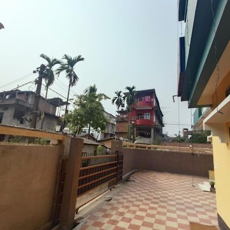 Dubori Homestay Guwahati Buitenkant foto